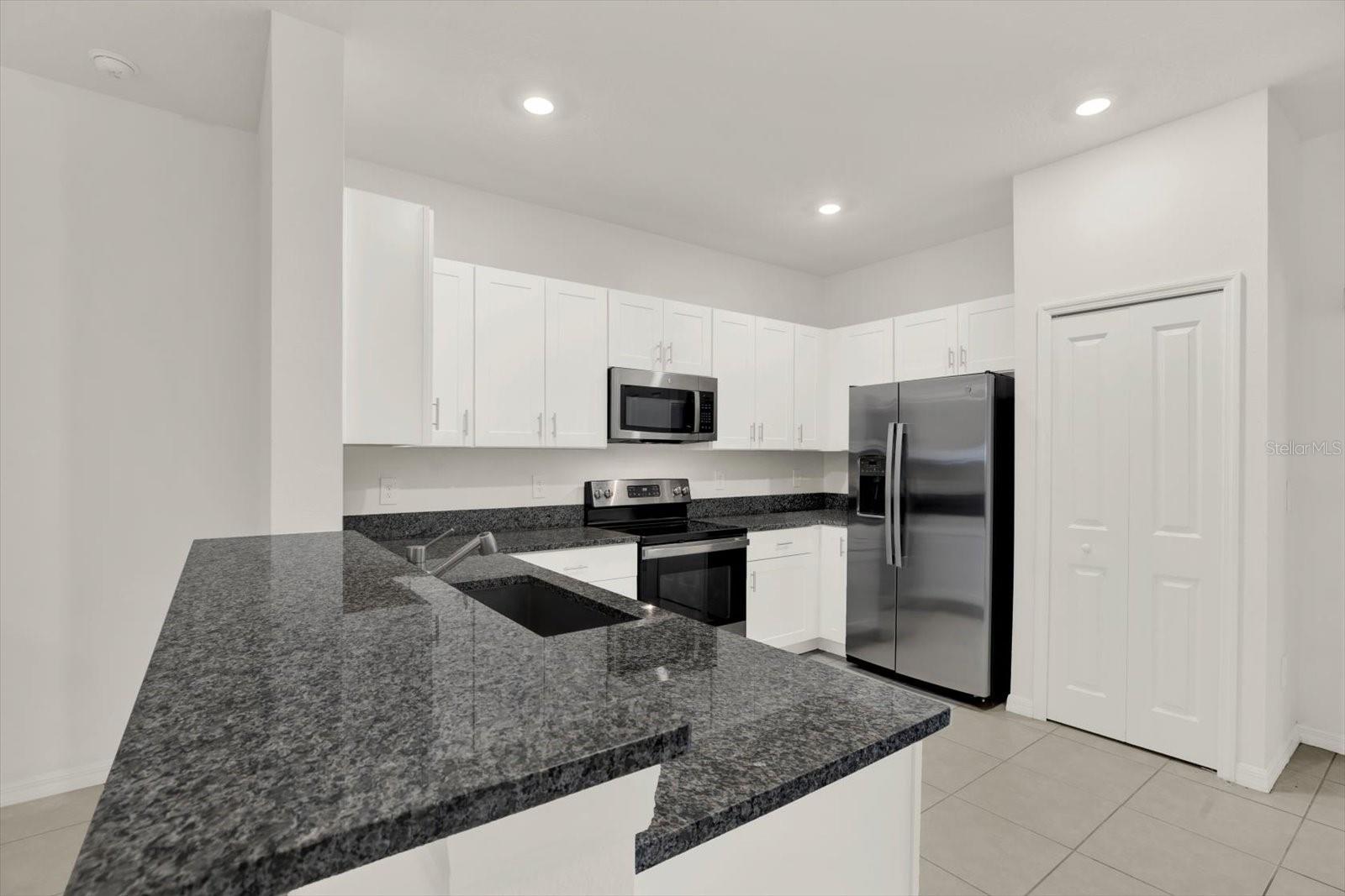 TOWNES/LK THOMAS PH 1 - Residential