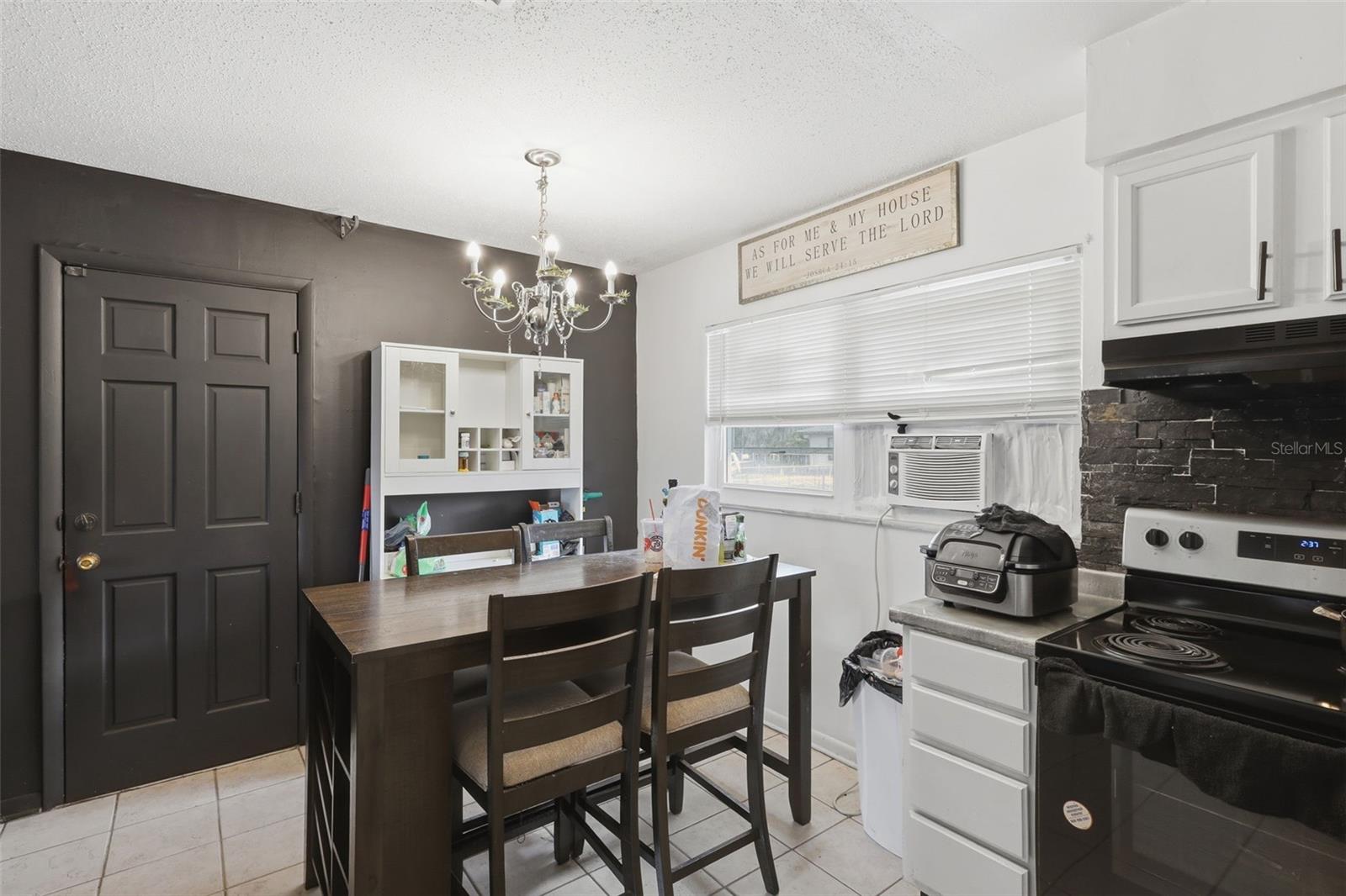 SHADEMOOR ACRES FIRST ADD - Residential