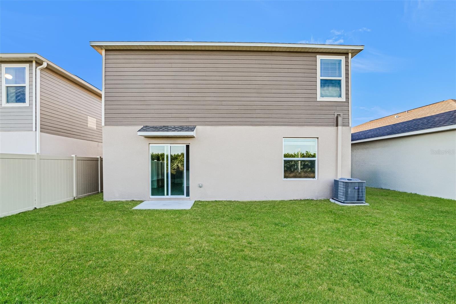 PEACE CRK RESERVE - Residential Lease