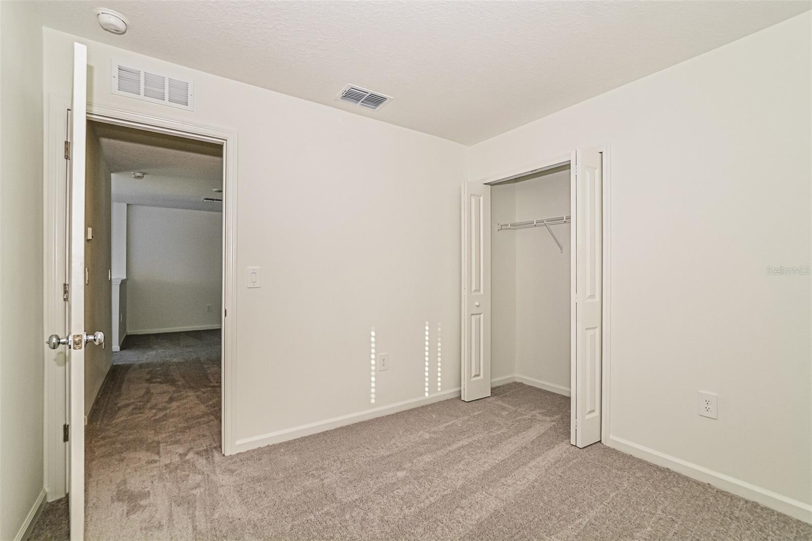 PEACE CRK RESERVE - Residential Lease