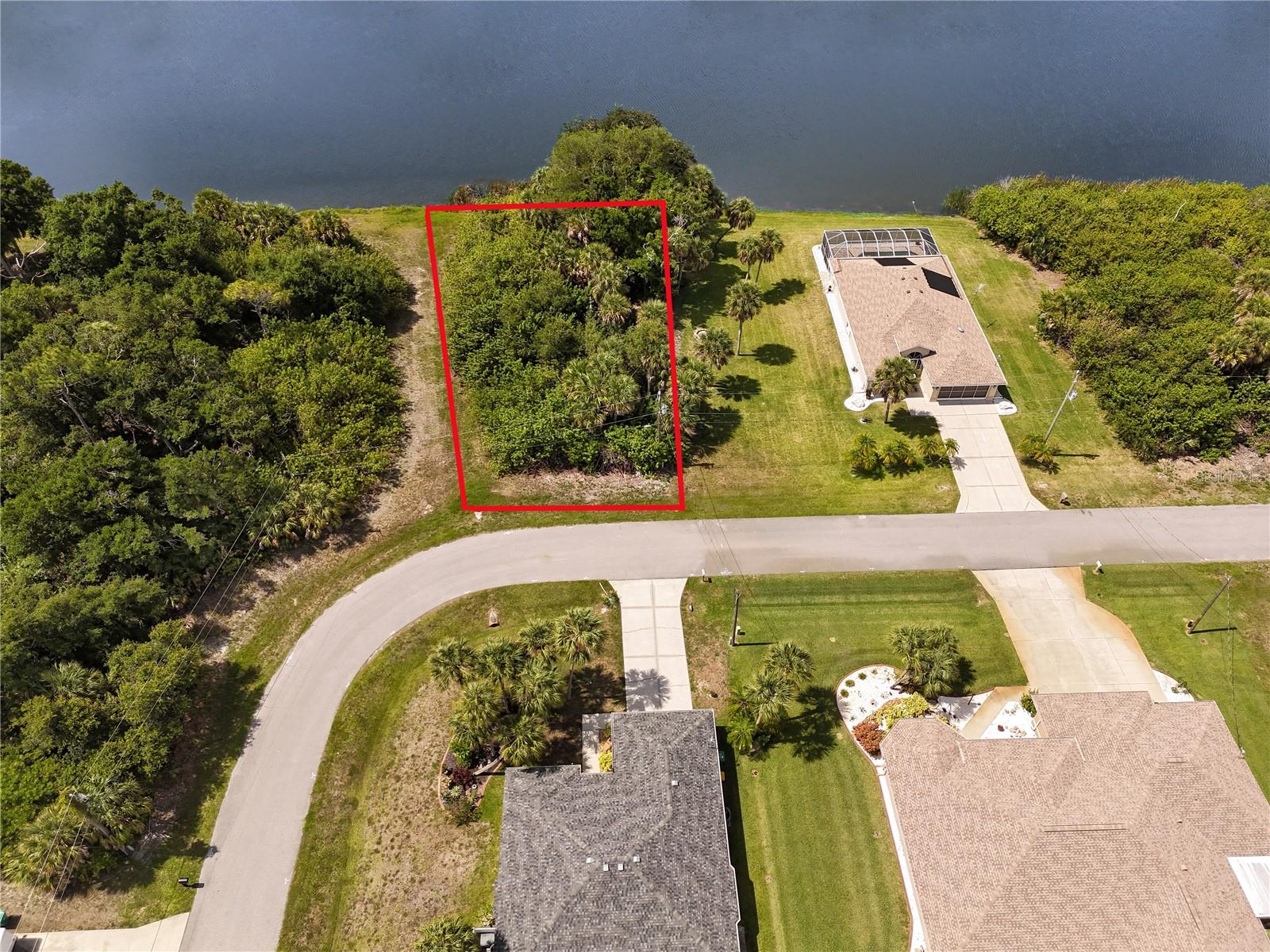 123 GARLAND WAY