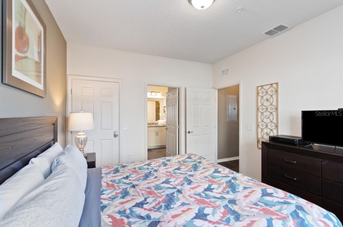 WEST LUCAYA VILLAGE - Residential Lease