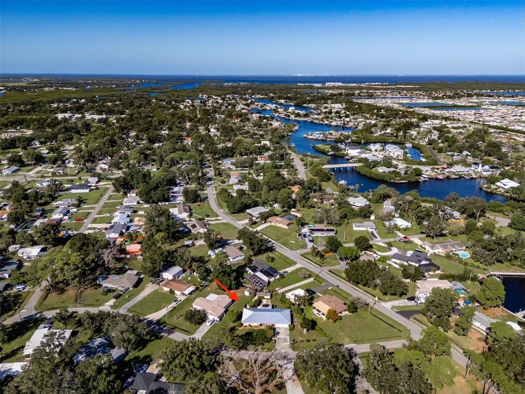 Photo of 405 2nd Street SW, Ruskin, FL 33570 (MLS # TB8559607)