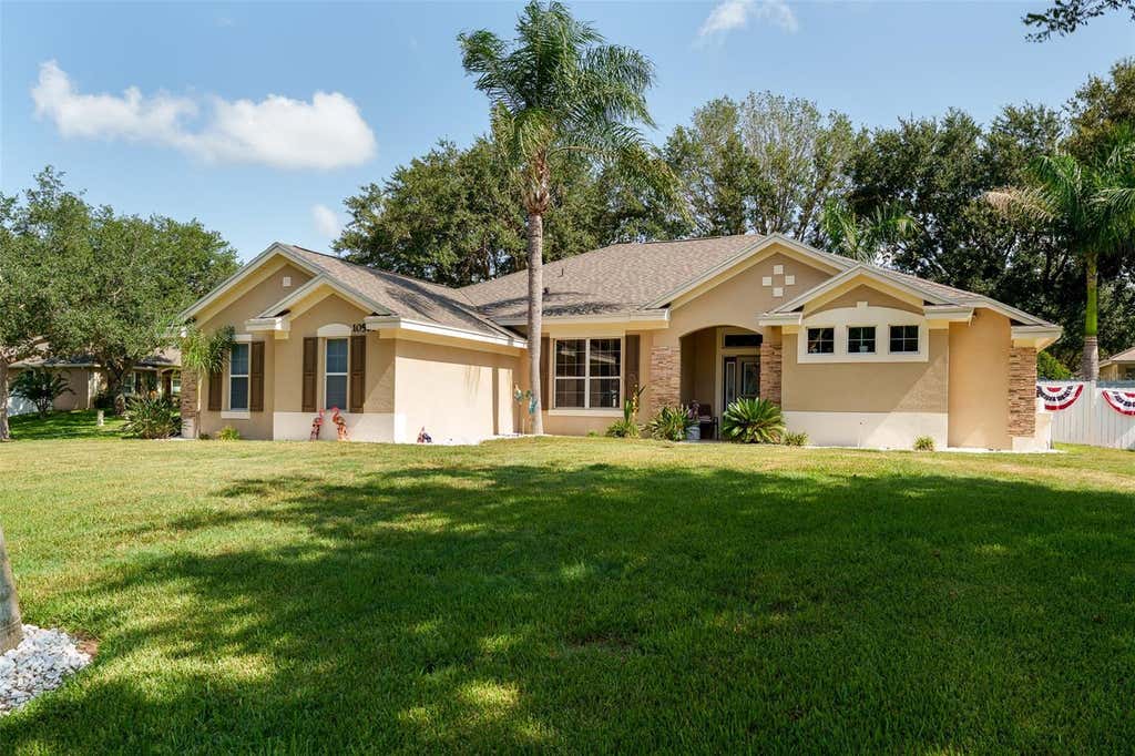 Photo of 10501 Via Como Court, Clermont, FL 34711 (MLS # G5115561)
