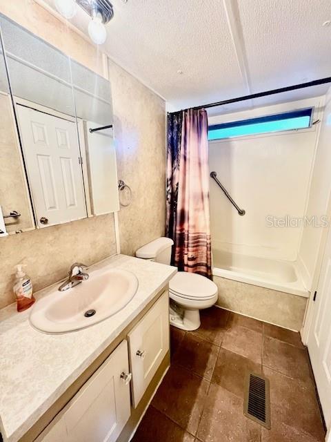 LEISURE LAKE VILLAGE CONDO - Residential Lease