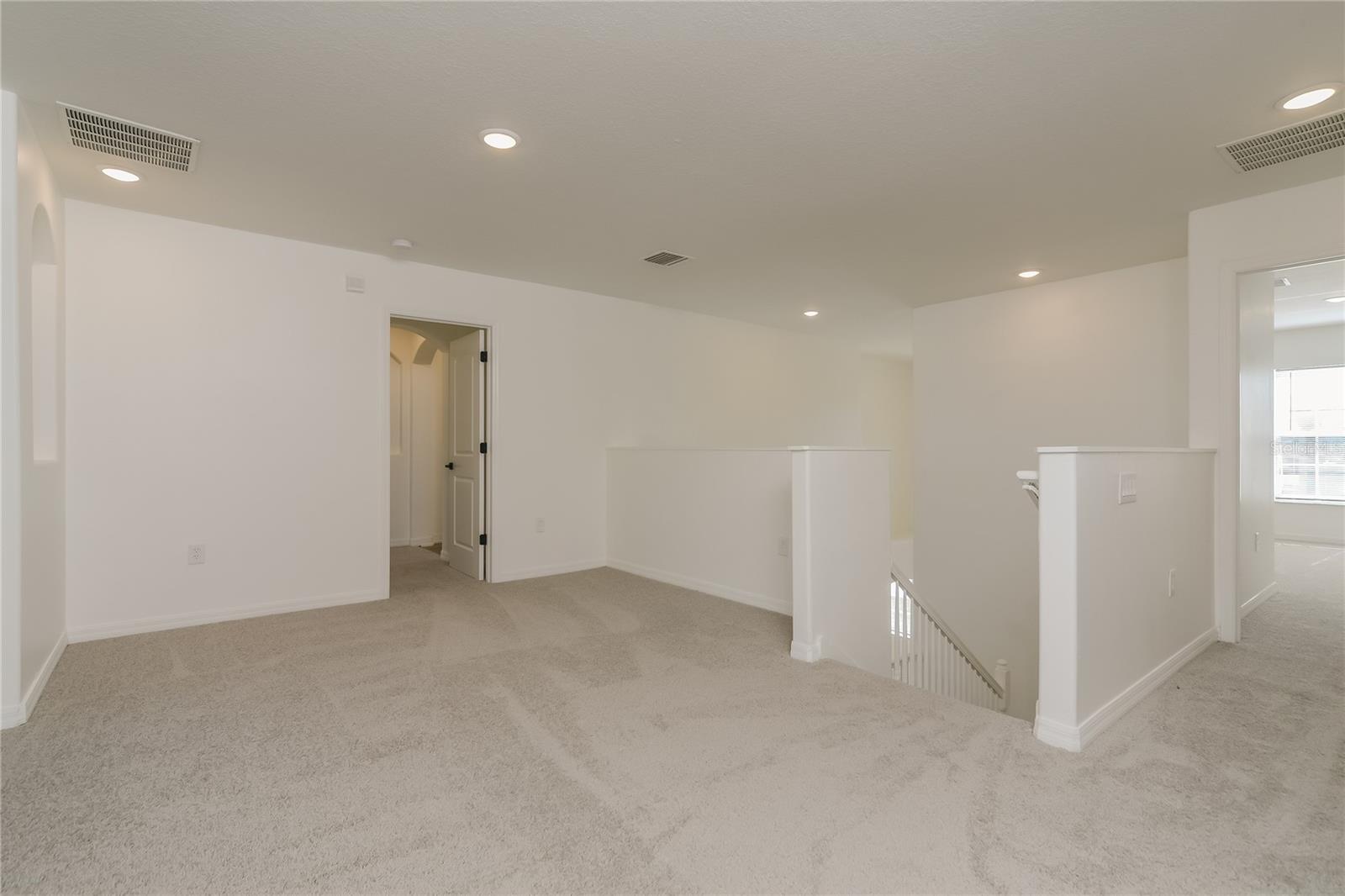 DRAYTON-PRESTON WOODS AT PROVIDENCE - Residential