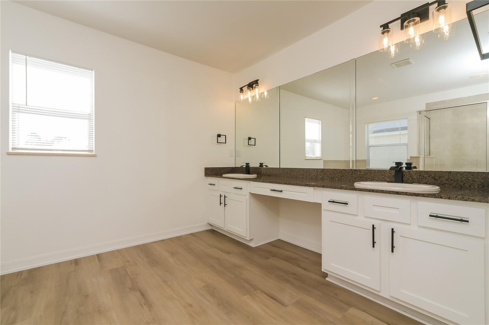 DRAYTON-PRESTON WOODS AT PROVIDENCE - Residential