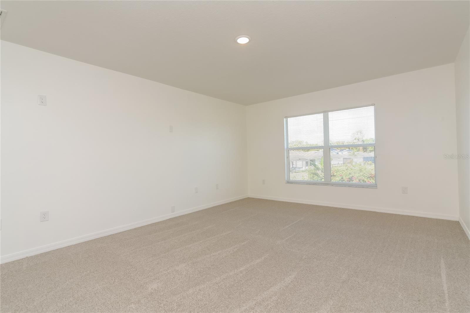 DRAYTON-PRESTON WOODS AT PROVIDENCE - Residential