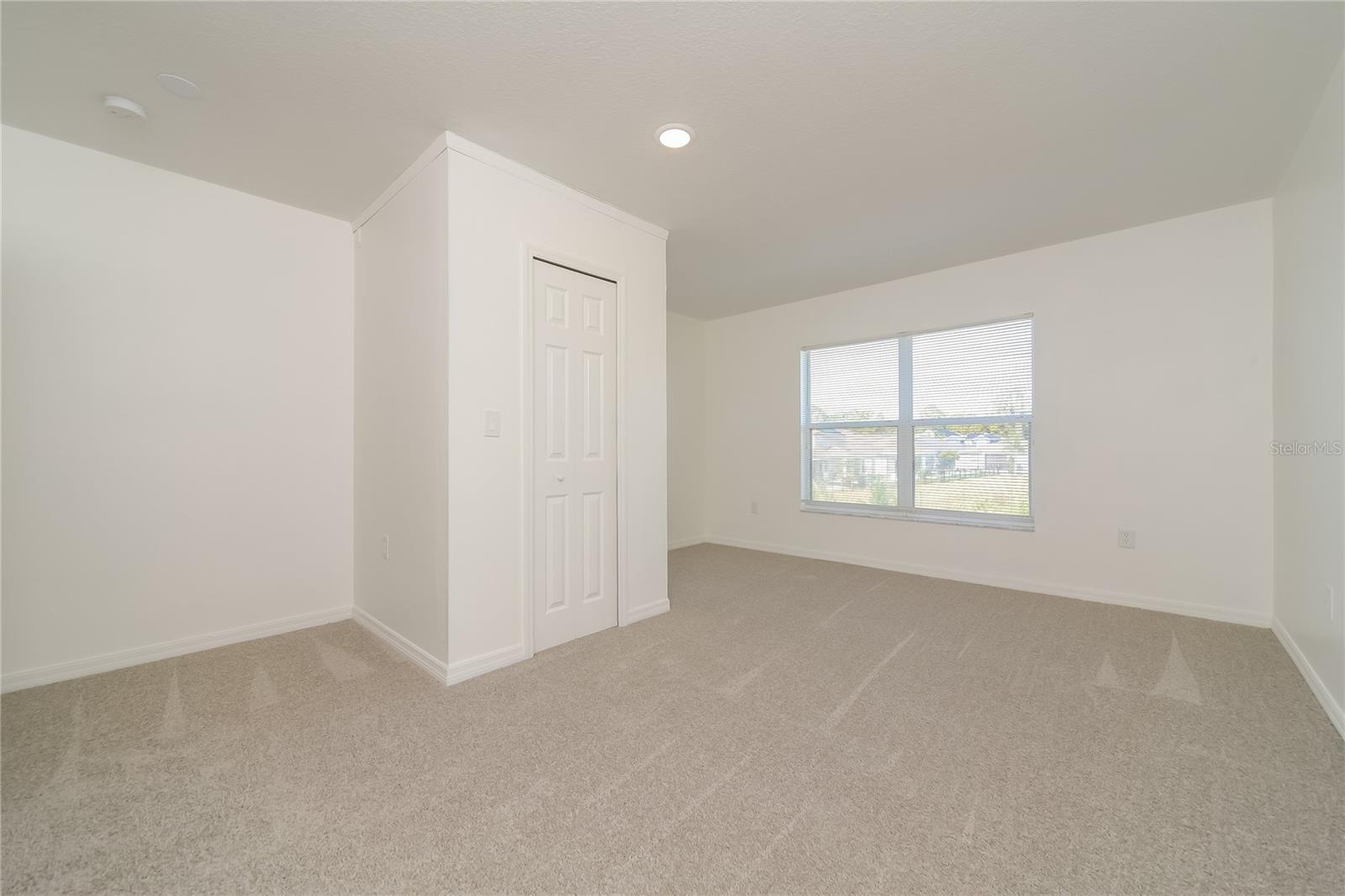 DRAYTON-PRESTON WOODS AT PROVIDENCE - Residential