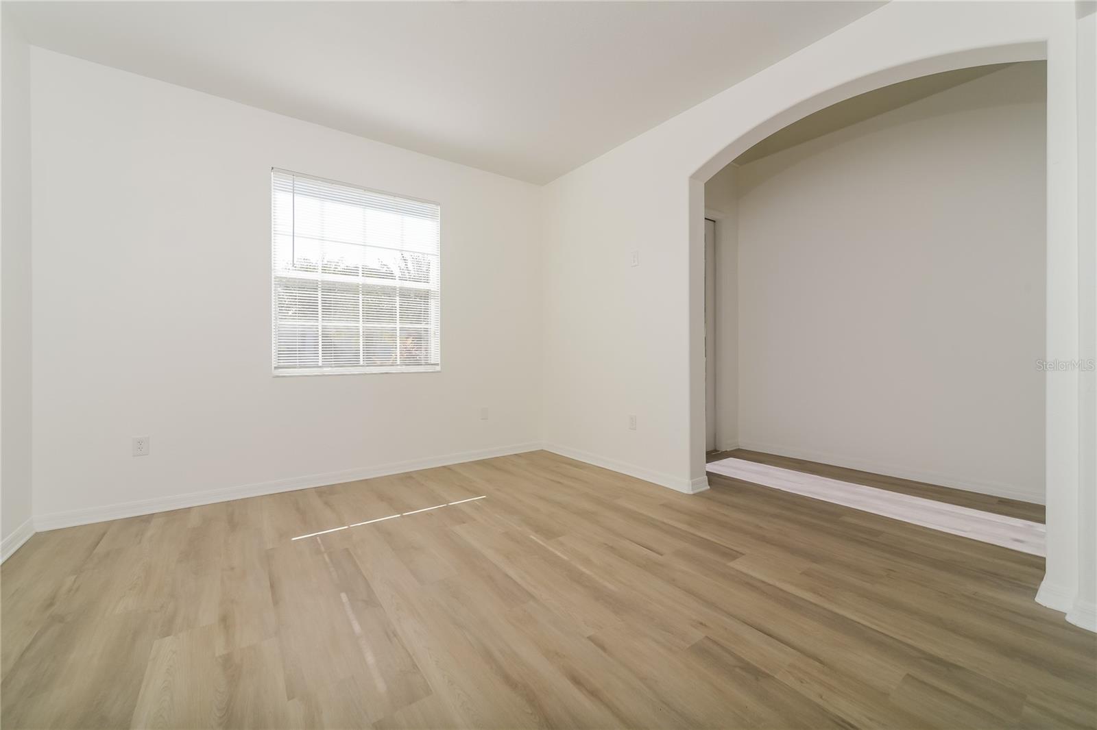 DRAYTON-PRESTON WOODS AT PROVIDENCE - Residential