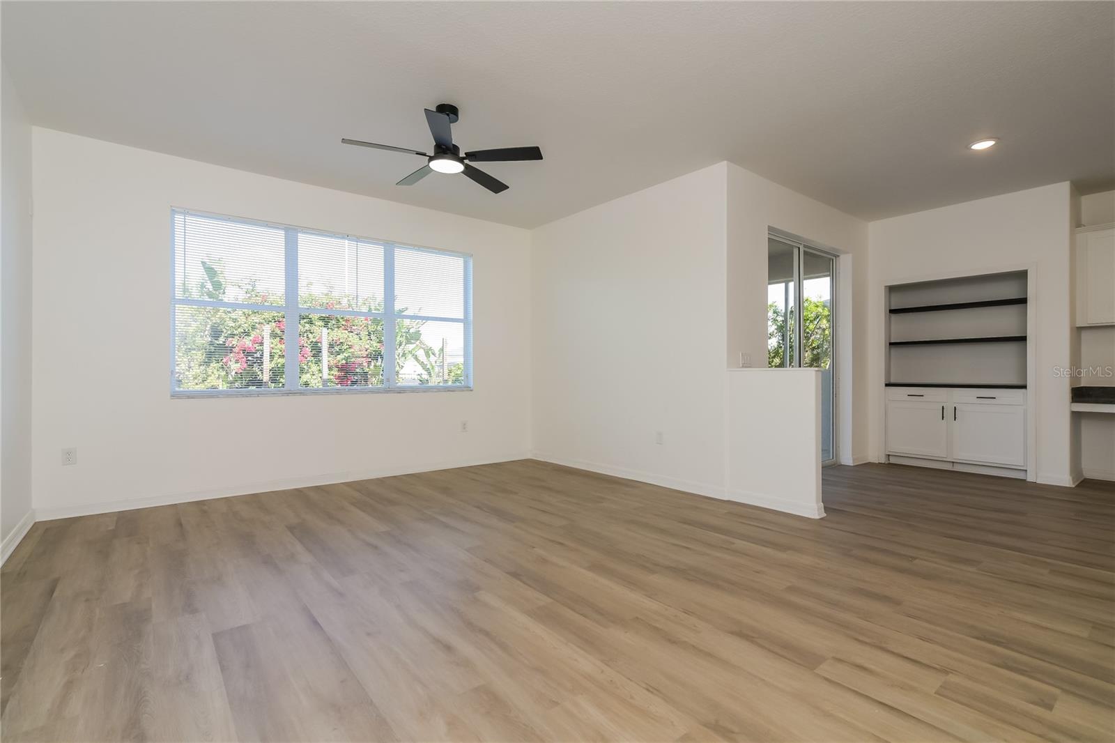 DRAYTON-PRESTON WOODS AT PROVIDENCE - Residential