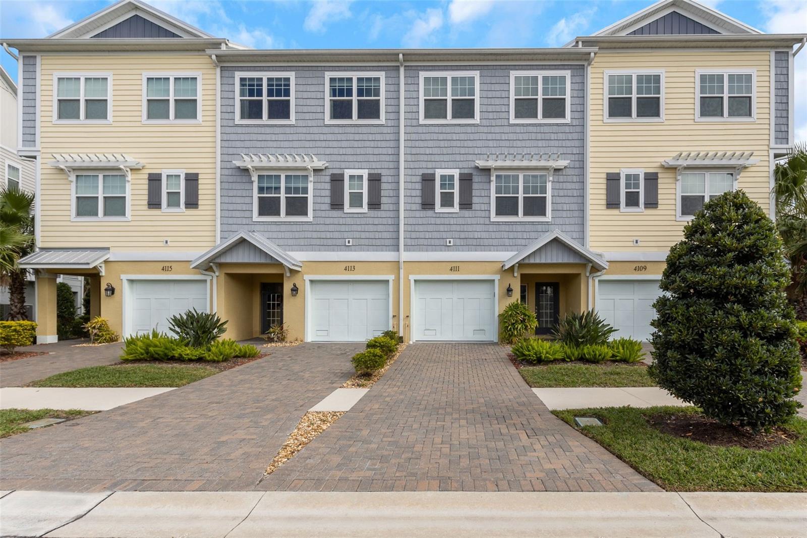 View TAMPA, FL 33634 townhome