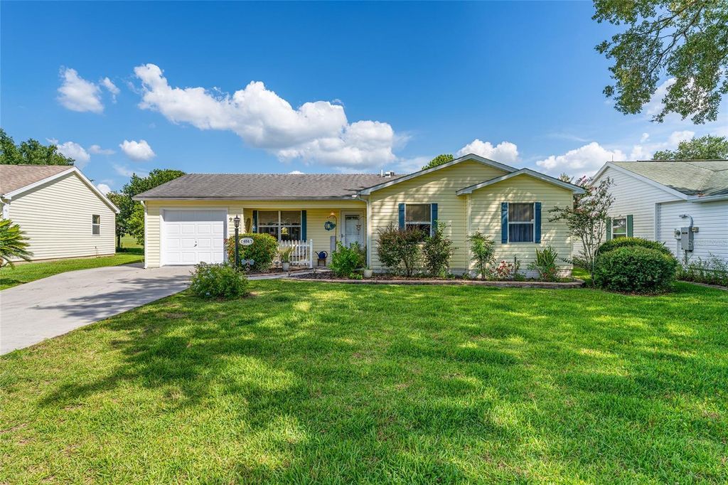 Photo of 934 Orchid Street, The Villages, FL 32159 (MLS # G5099832)