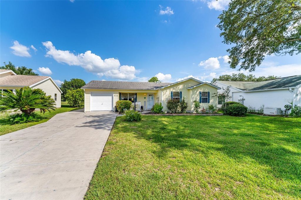 Photo of 934 Orchid Street, The Villages, FL 32159 (MLS # G5099832)