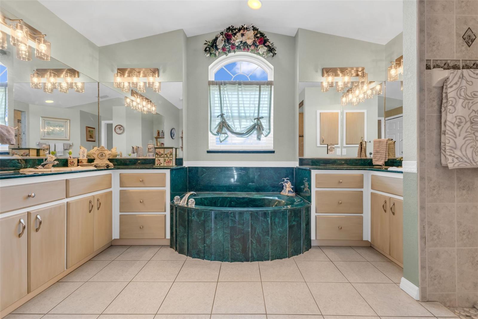 PUNTA GORDA ISLEG SEC 20 - Residential