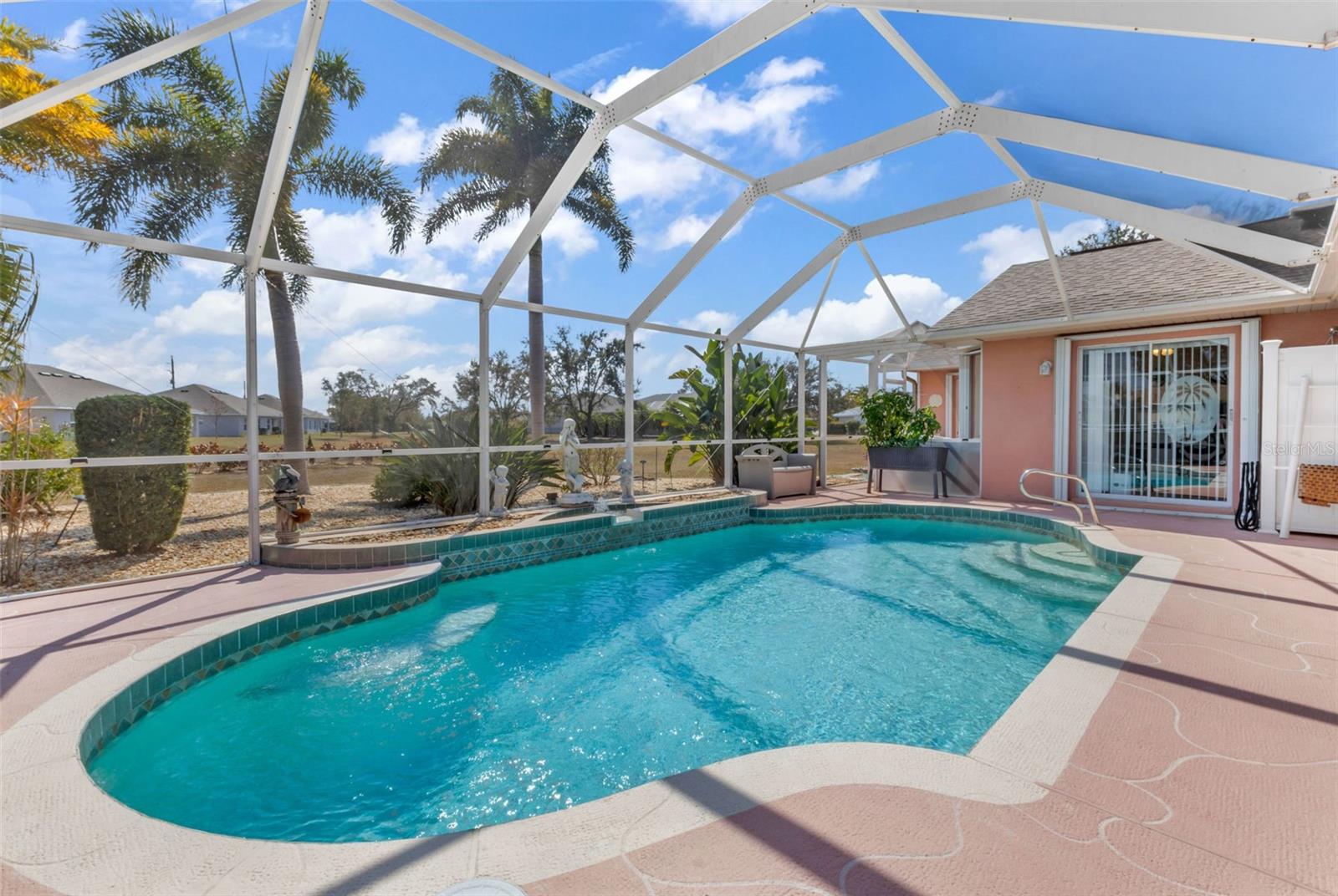 PUNTA GORDA ISLEG SEC 20 - Residential
