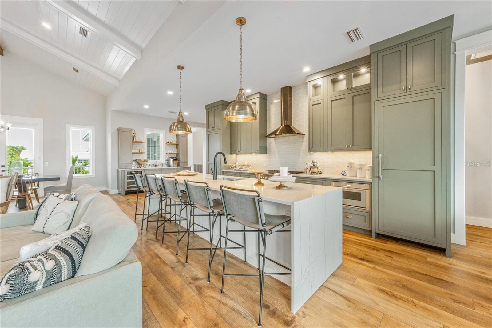 BIMINI BAY ESTATES - Residential