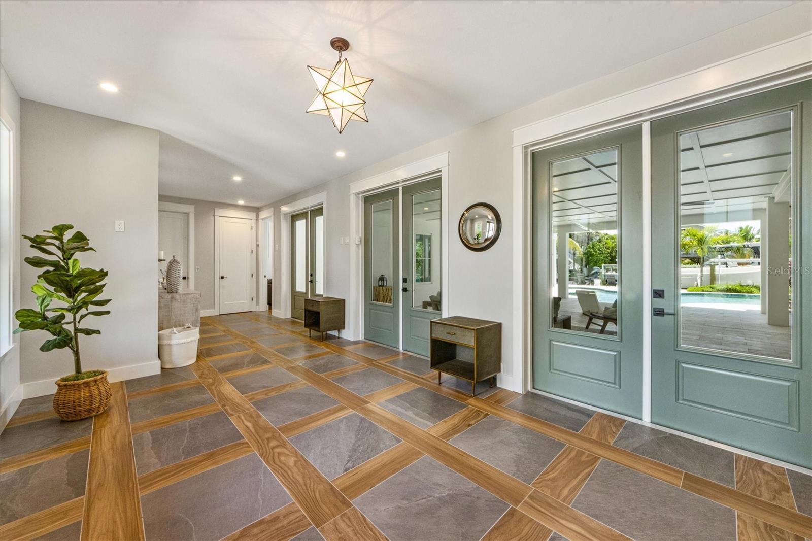 BIMINI BAY ESTATES - Residential