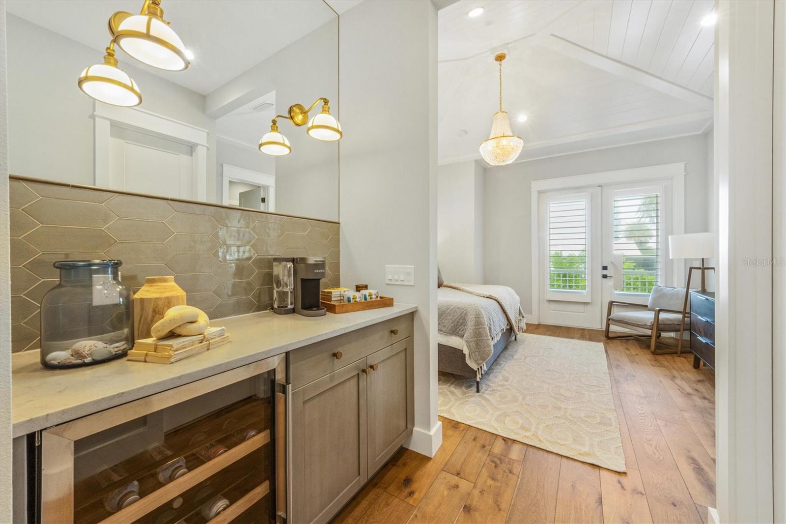 BIMINI BAY ESTATES - Residential