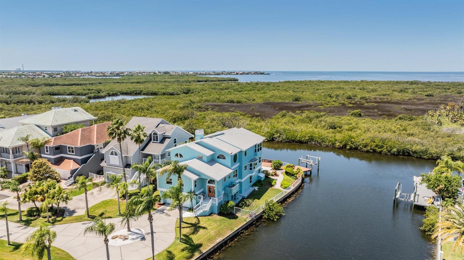 6186 SEASIDE DRIVE