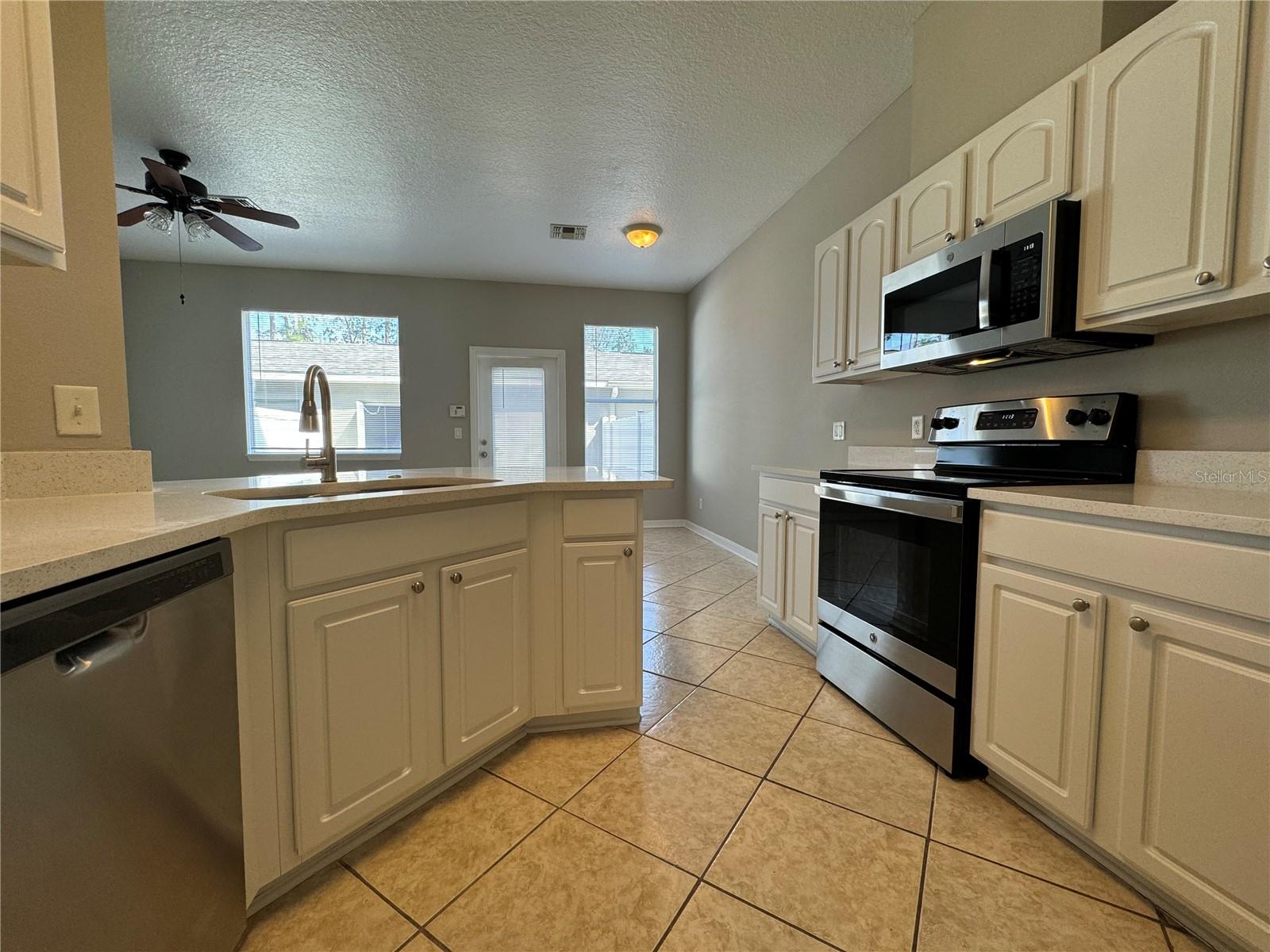 LAKES/WINDERMERE-LK REAMS TWNH - Residential Lease