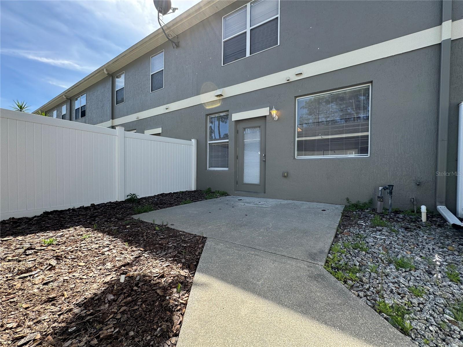 LAKES/WINDERMERE-LK REAMS TWNH - Residential Lease