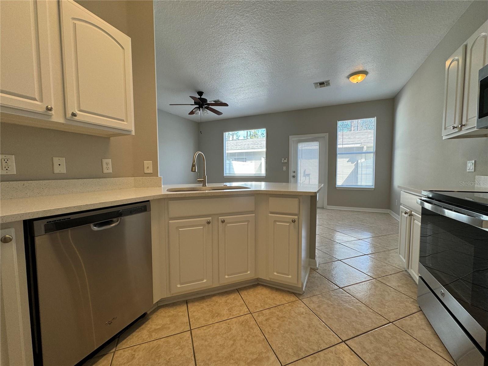 LAKES/WINDERMERE-LK REAMS TWNH - Residential Lease