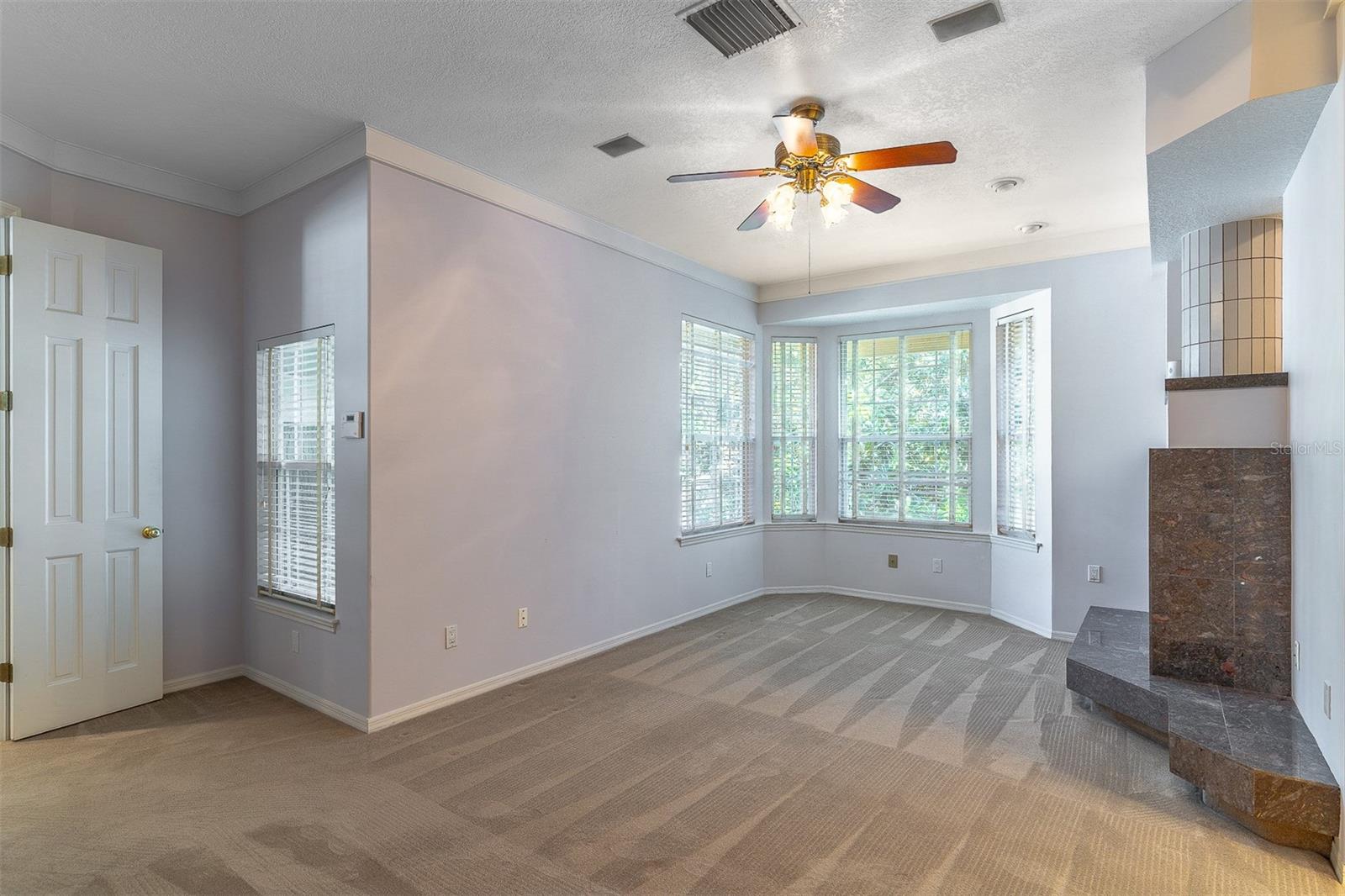 MC INTYRE PLACE CONDO - Residential