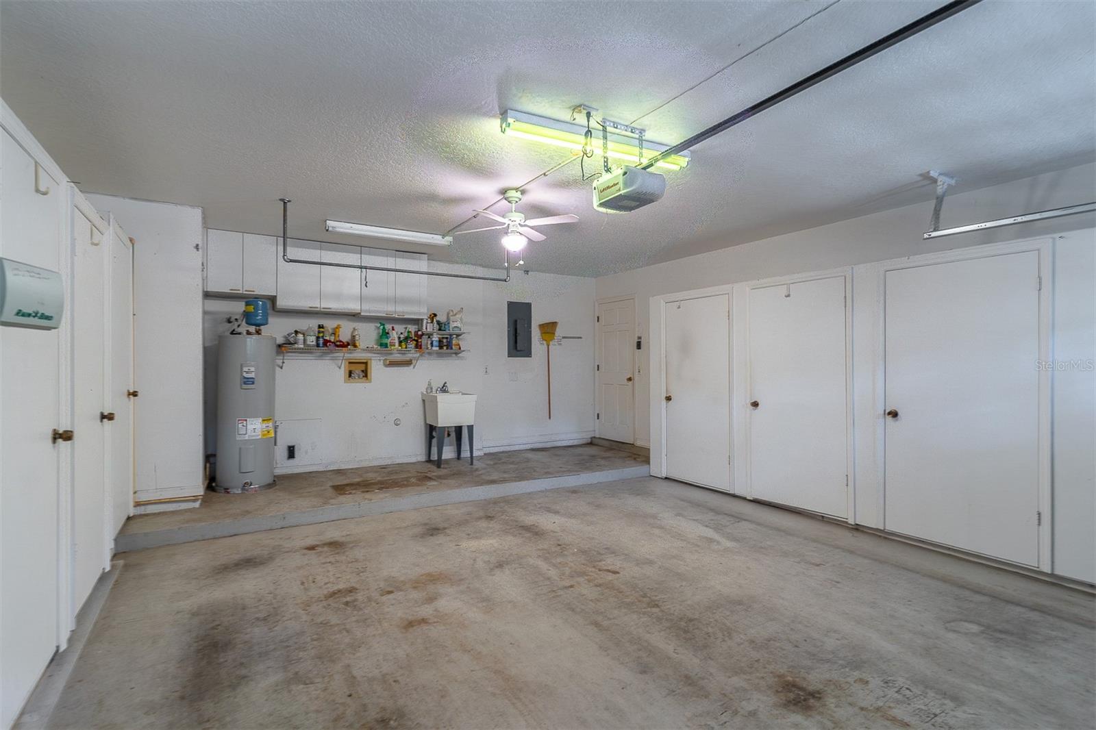 MC INTYRE PLACE CONDO - Residential