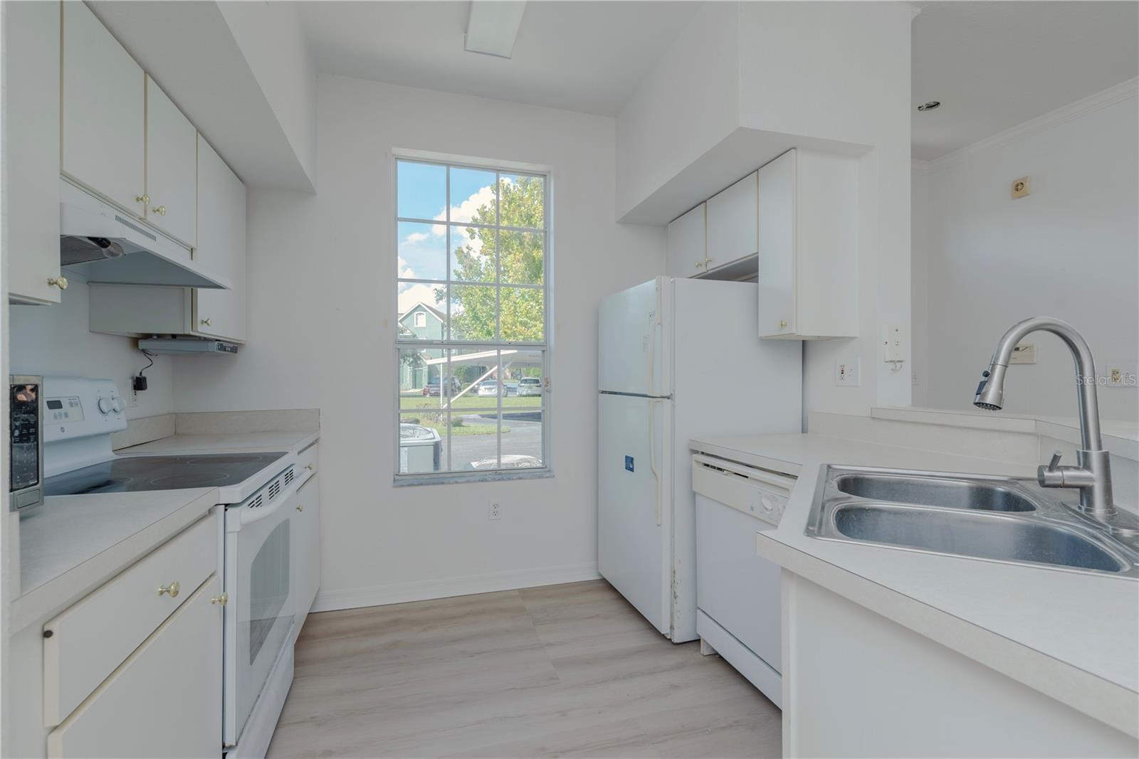 LAKE CHASE CONDO - Residential