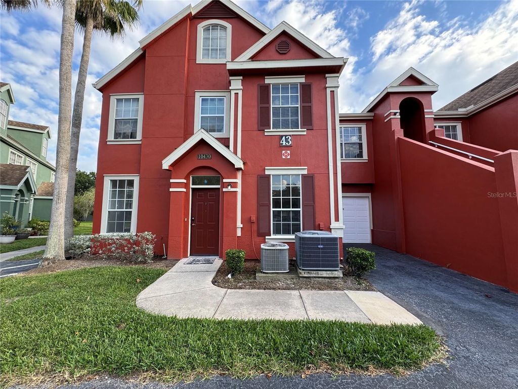 Photo of 10430 White Lake Court, Tampa, FL 33626 (MLS # TB8424063)