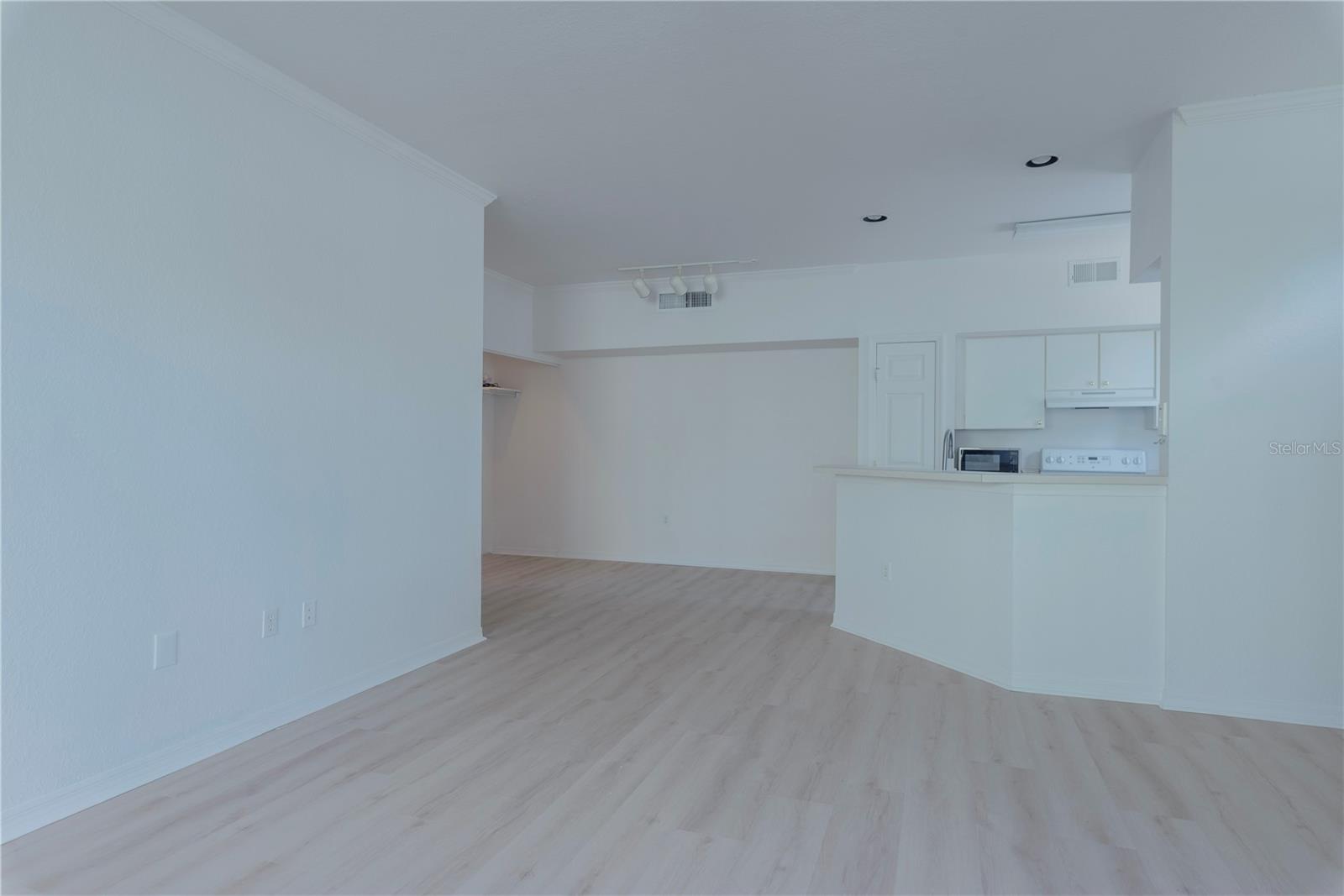 10430 WHITE LAKE COURT