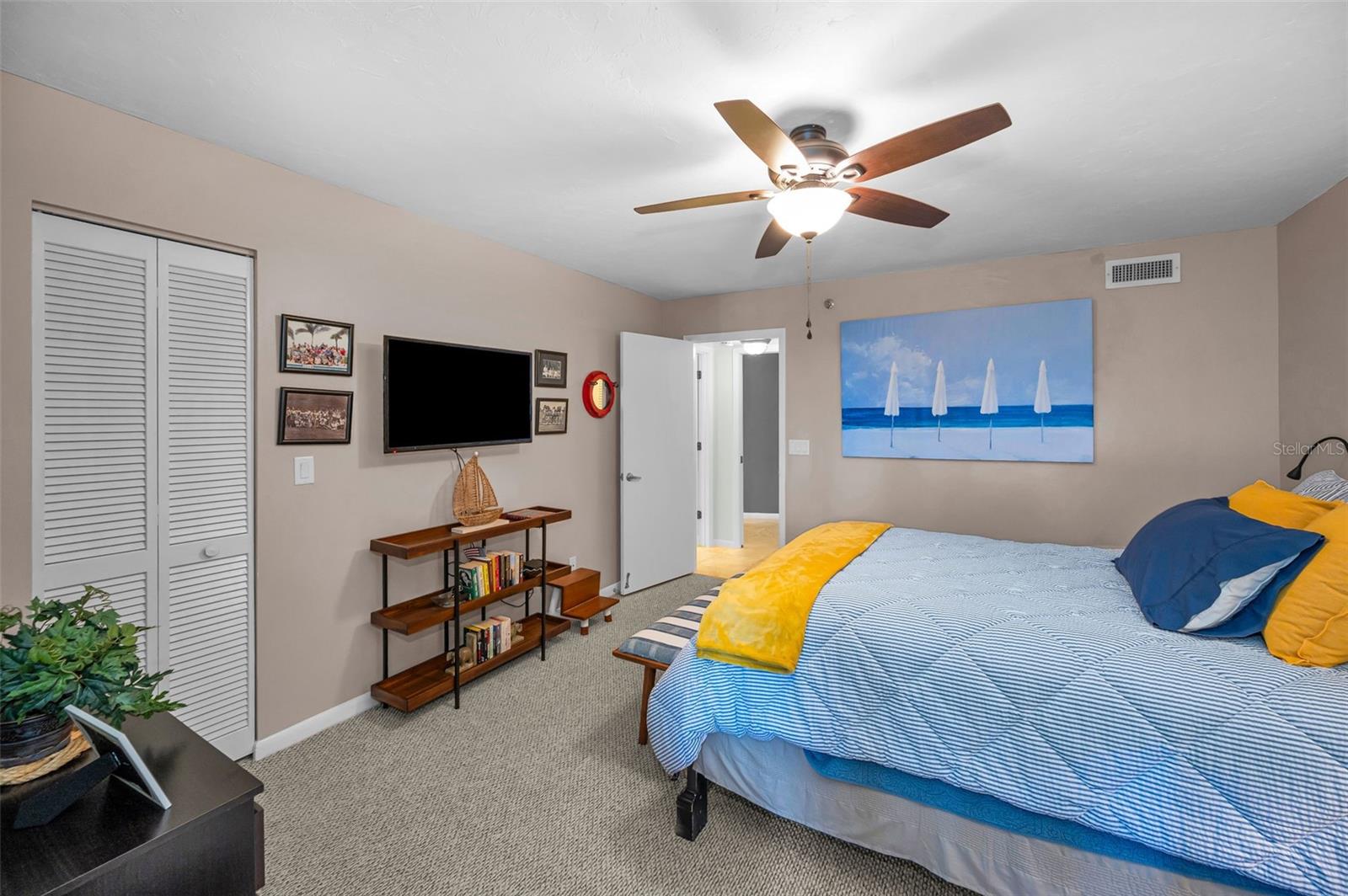 DANS ISLAND ON SAND KEY CONDO - Residential