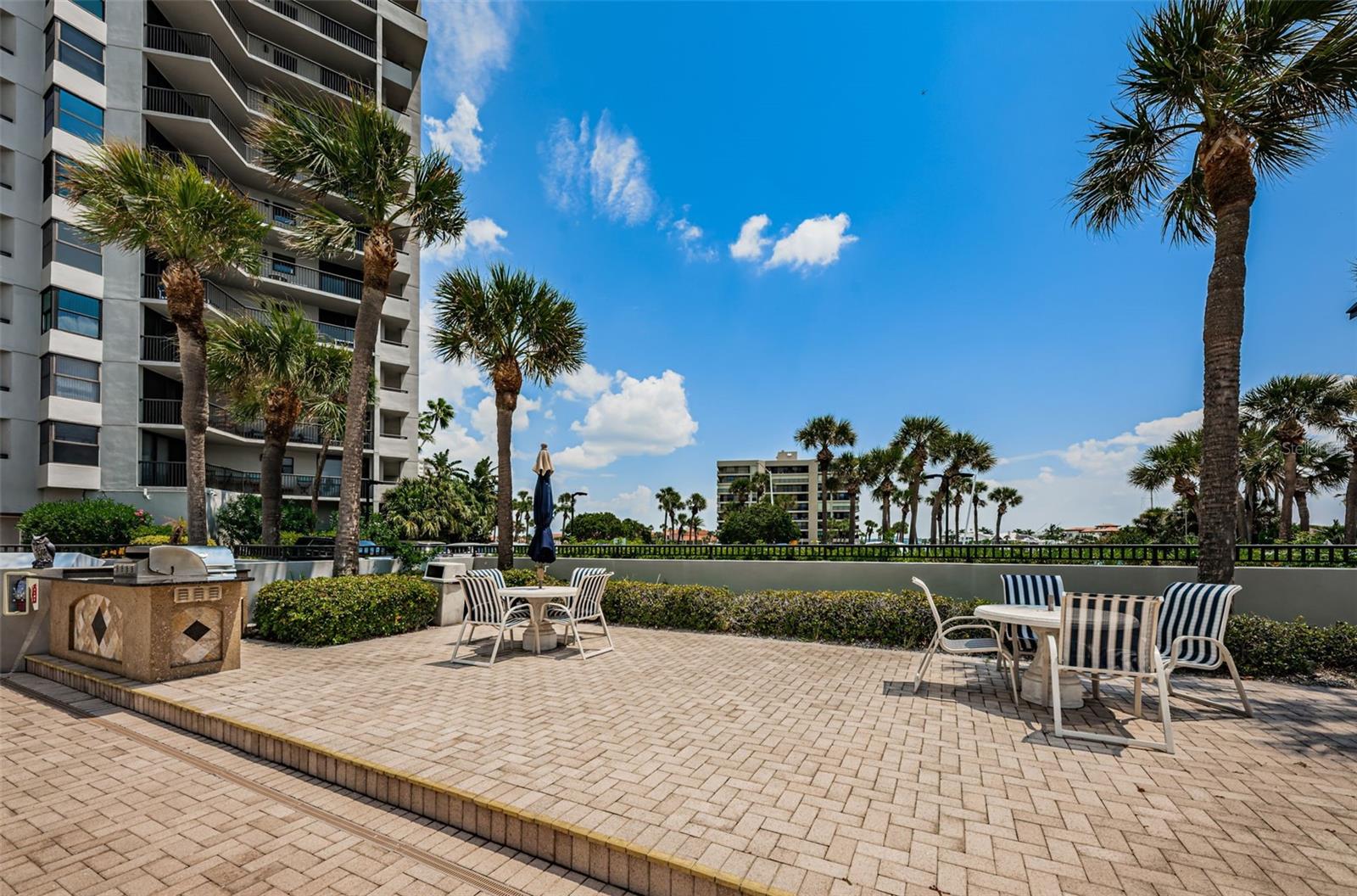 DANS ISLAND ON SAND KEY CONDO - Residential
