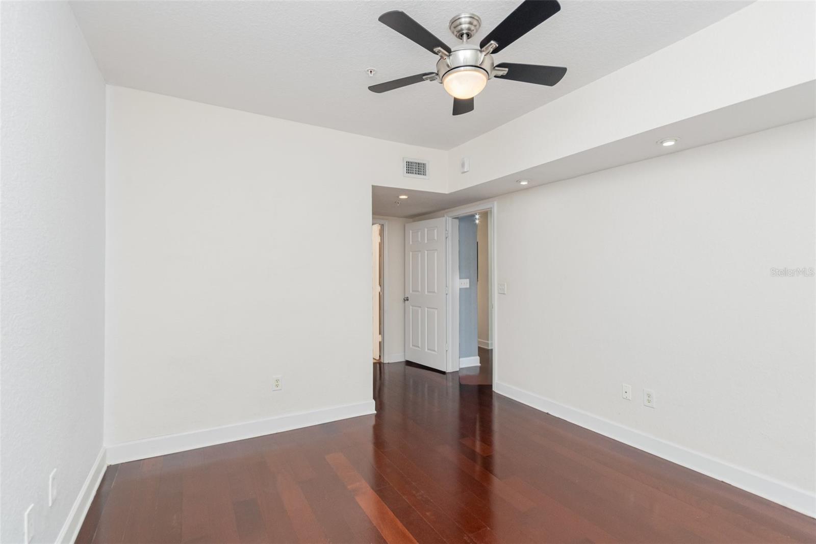 GRANDE DOWNTOWN ORLANDO - Residential