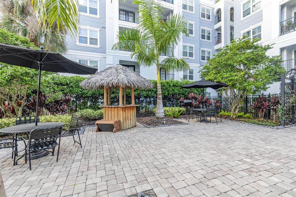 Photo of 304 E South Street #4023, Orlando, FL 32801 (MLS # O6355835)