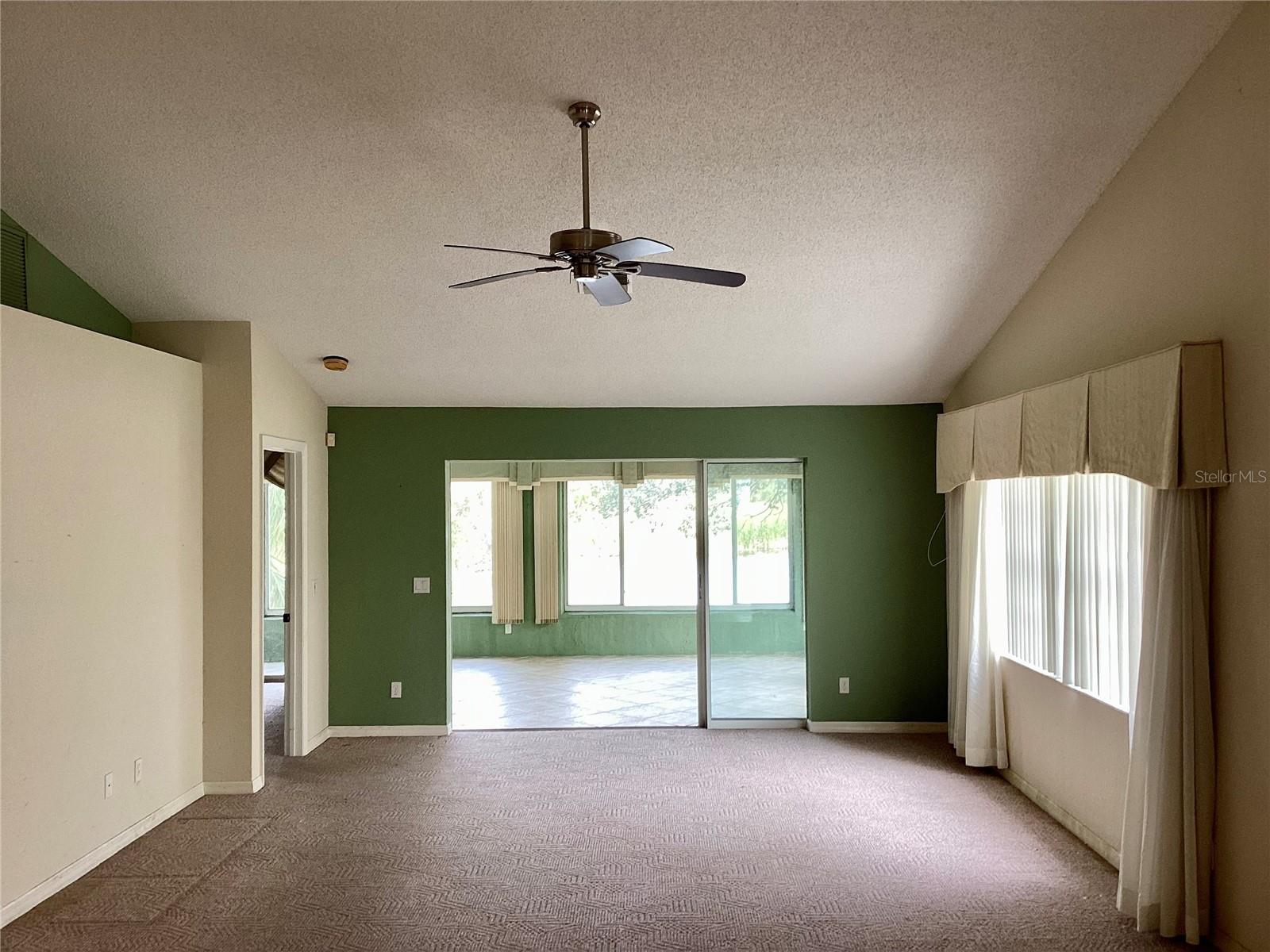 1803 ASHLEY DRIVE