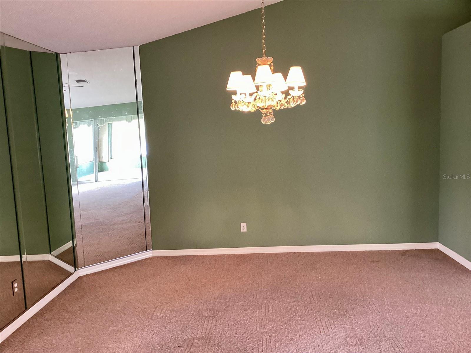 1803 ASHLEY DRIVE