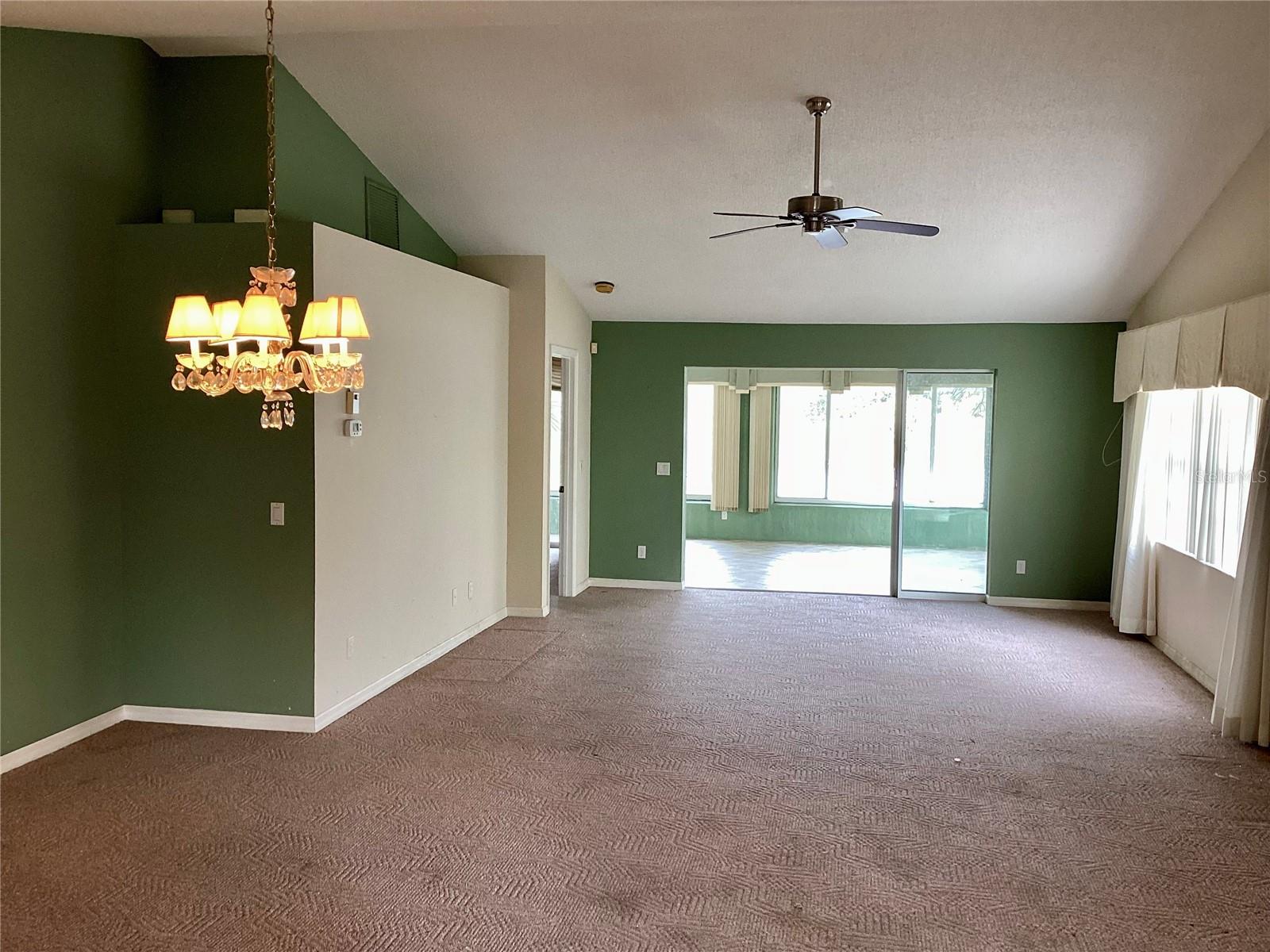 1803 ASHLEY DRIVE
