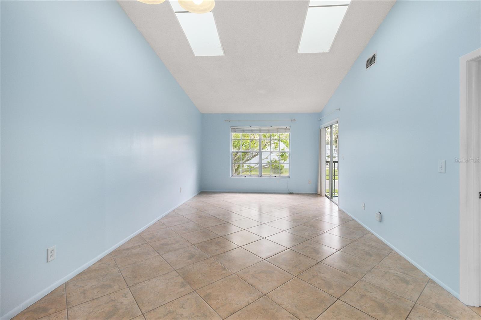 SUN KETCH CONDO - Residential