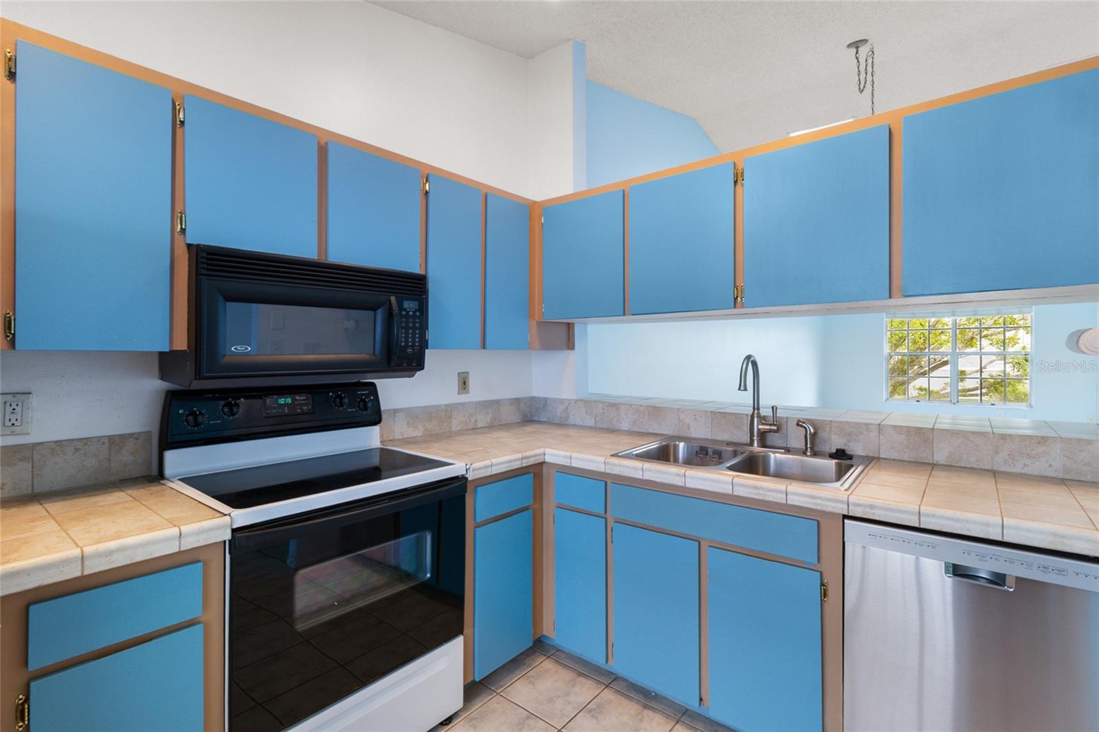 SUN KETCH CONDO - Residential