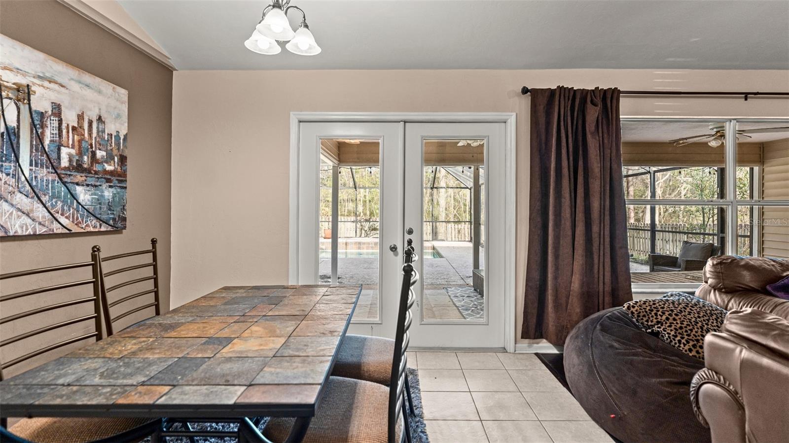 BROADMOOR - Residential