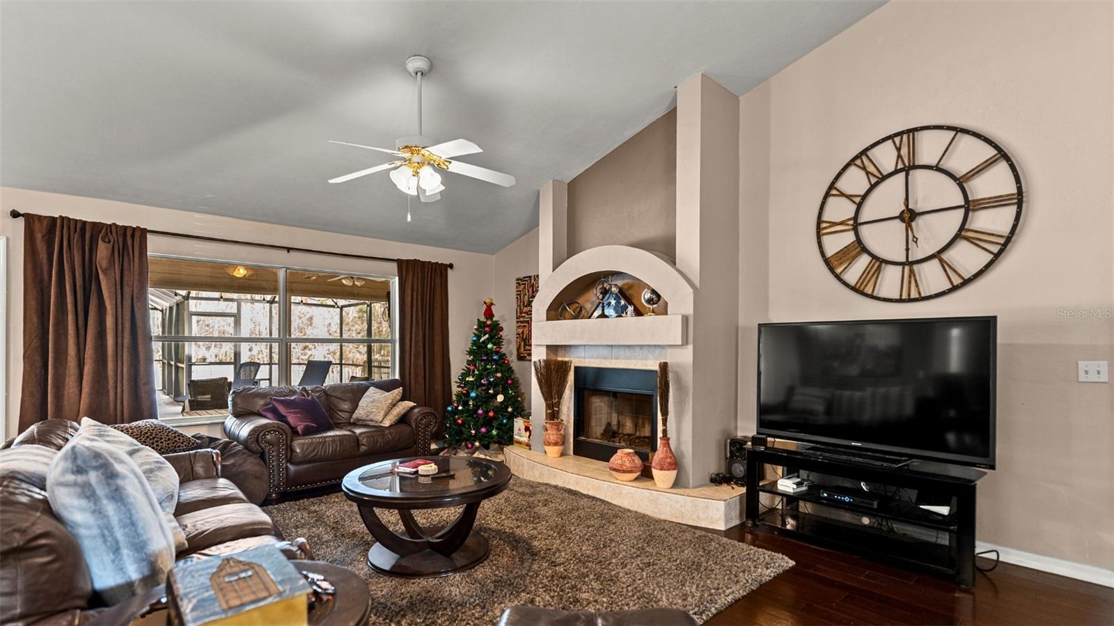 BROADMOOR - Residential