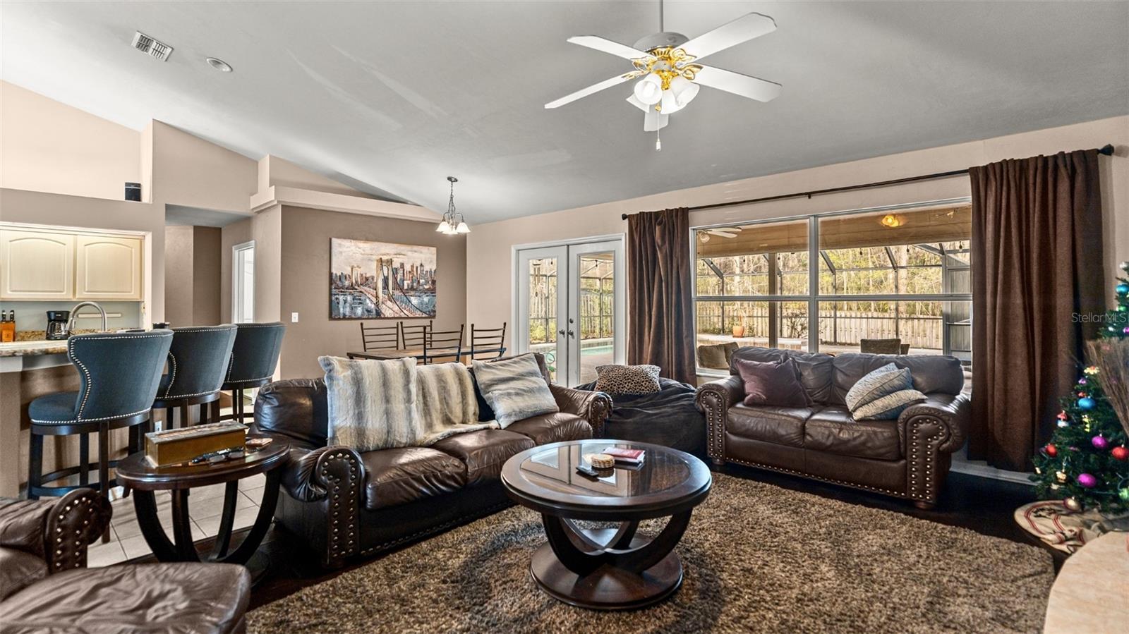 BROADMOOR - Residential