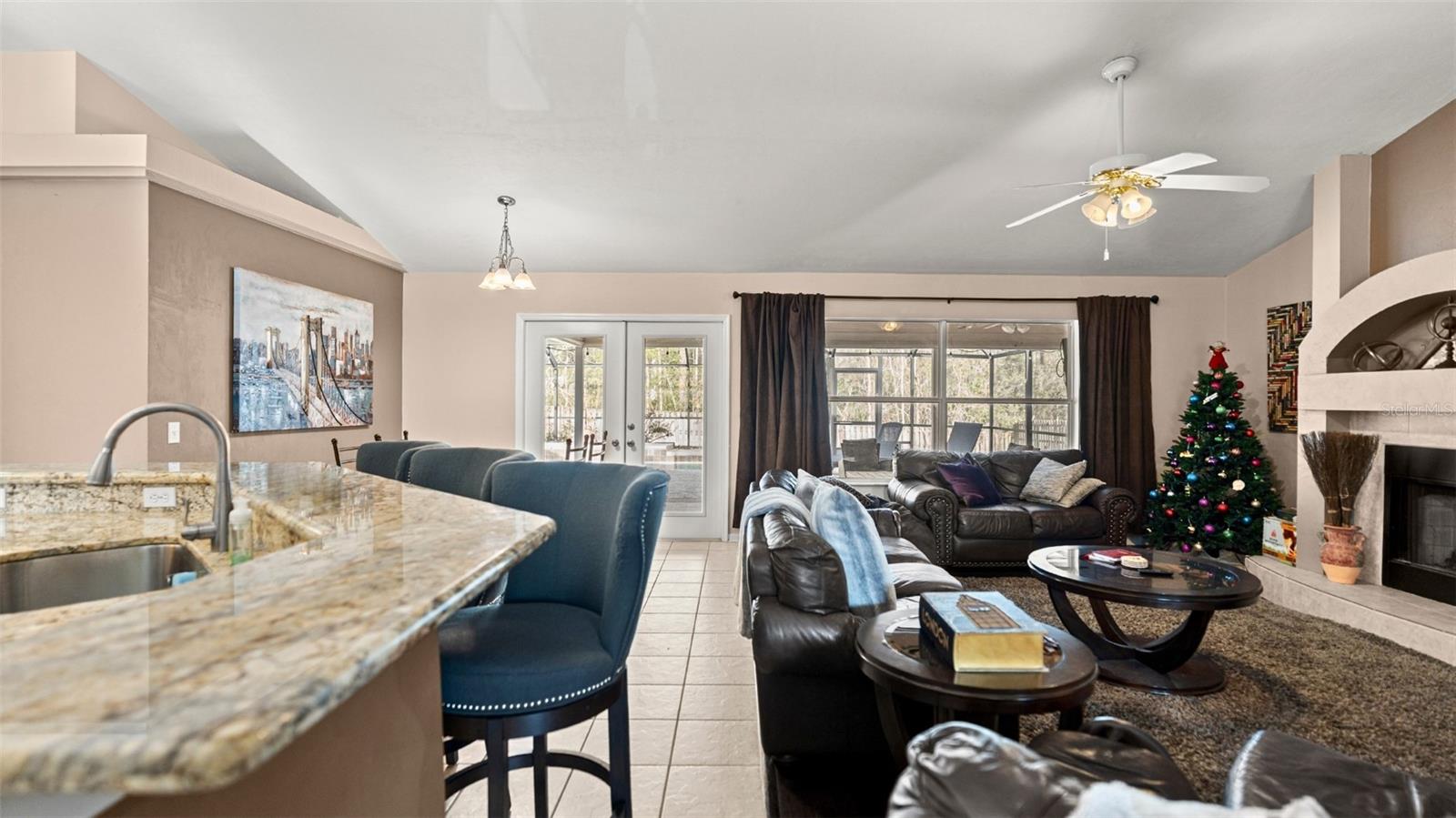 BROADMOOR - Residential