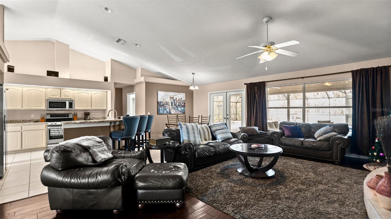 BROADMOOR - Residential