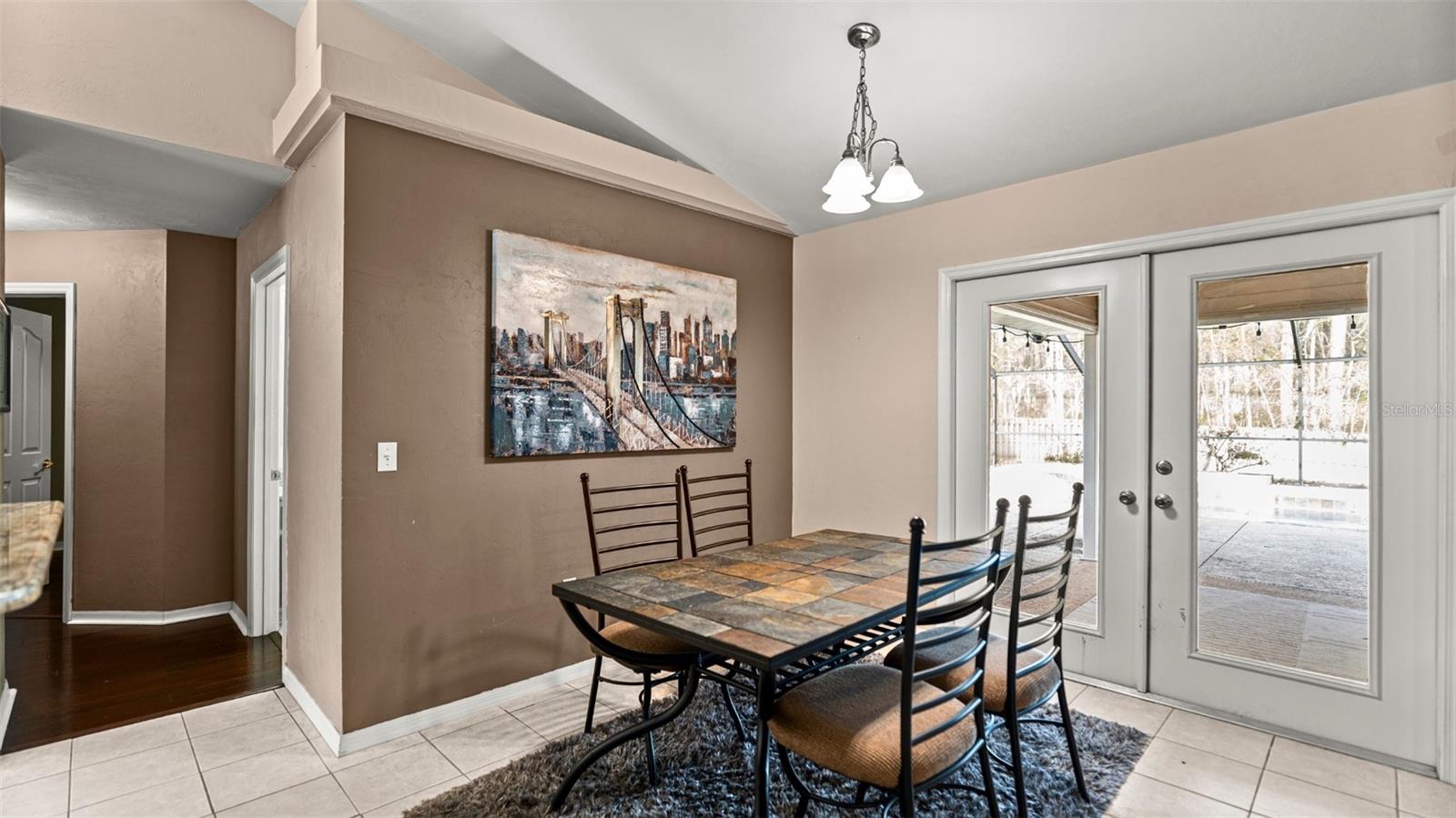 BROADMOOR - Residential