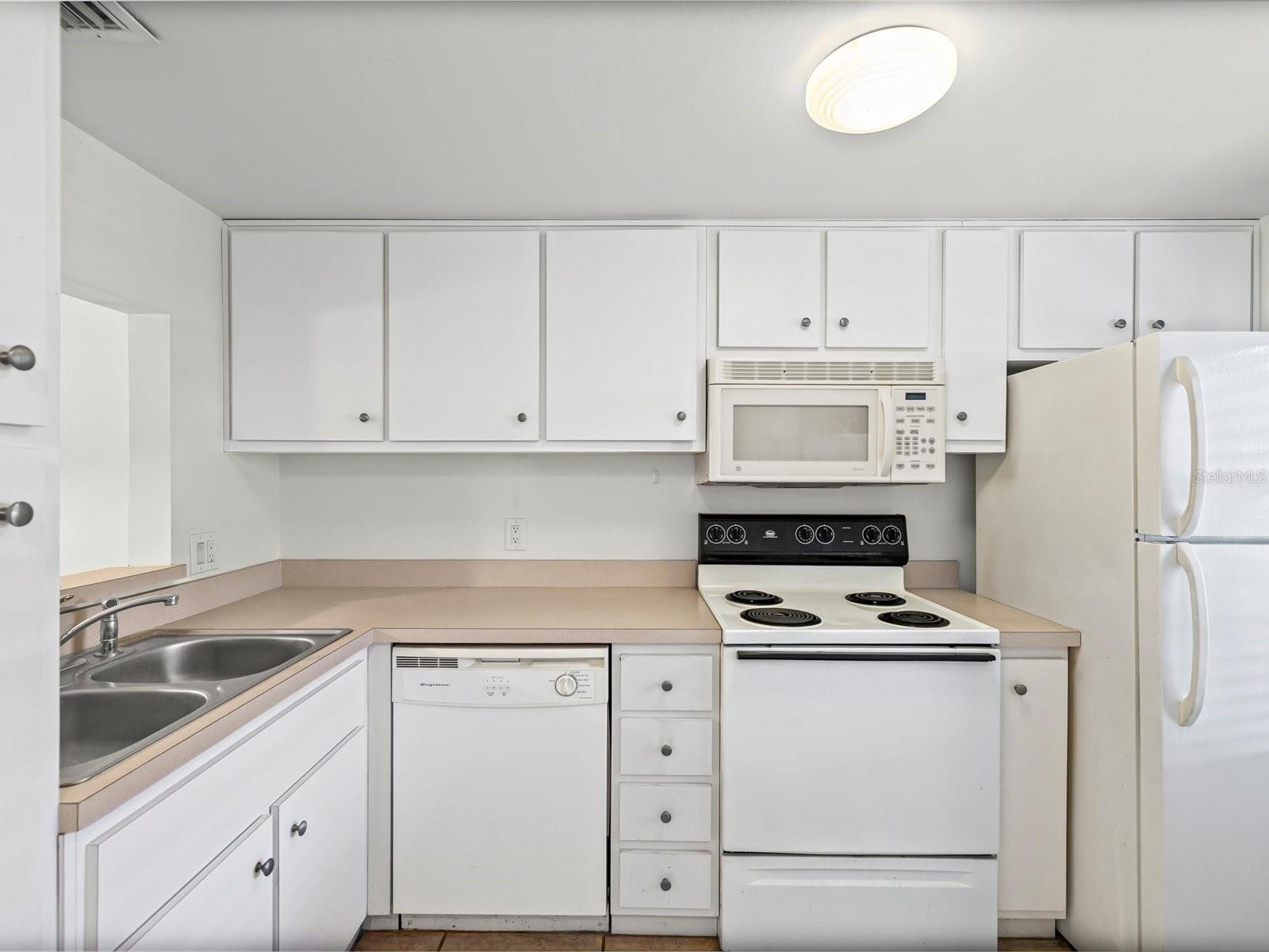 SEVEN SPRINGS VILLAS - Residential