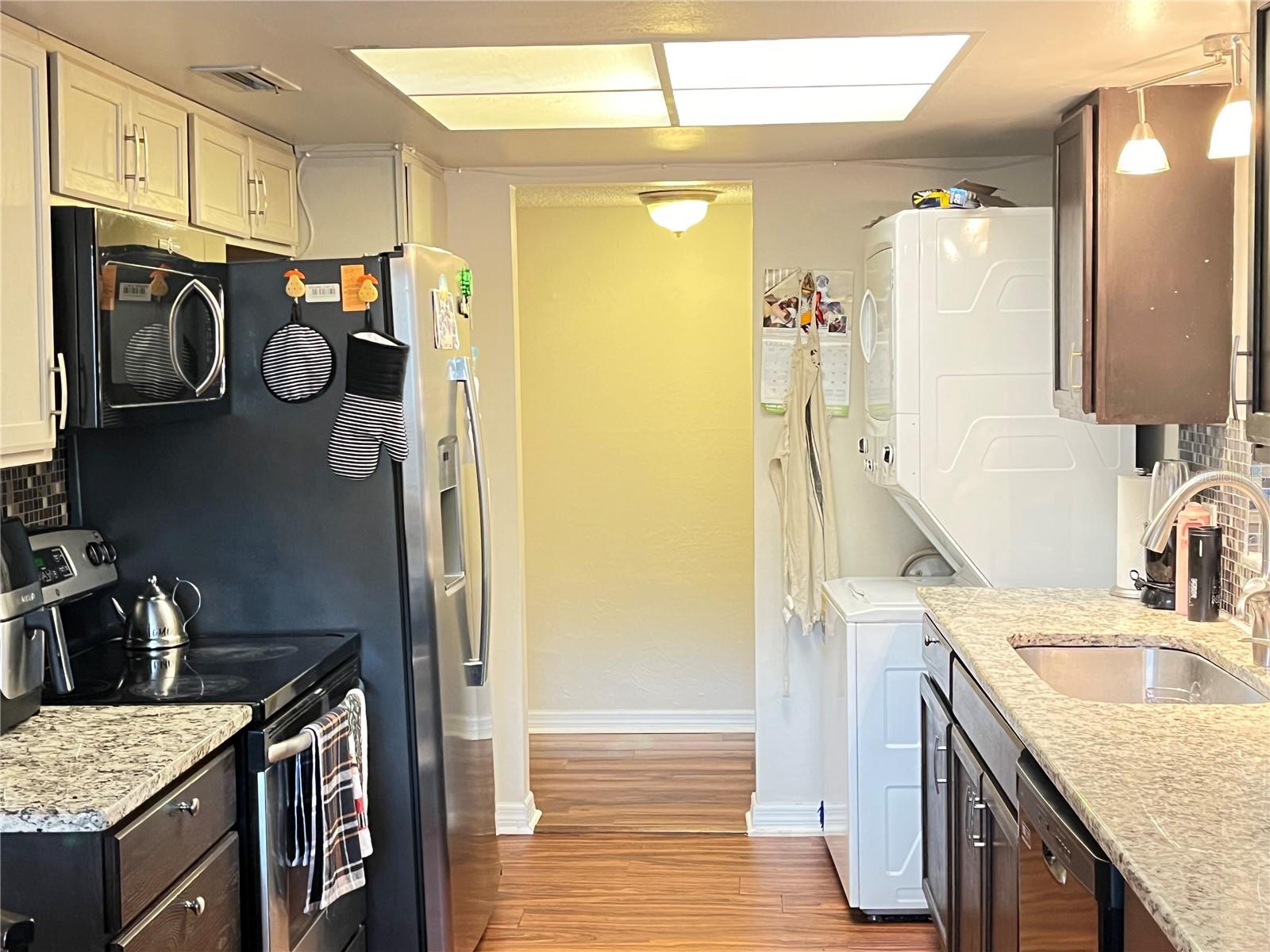 WINDMEADOWS VILLAGE 4 - Residential
