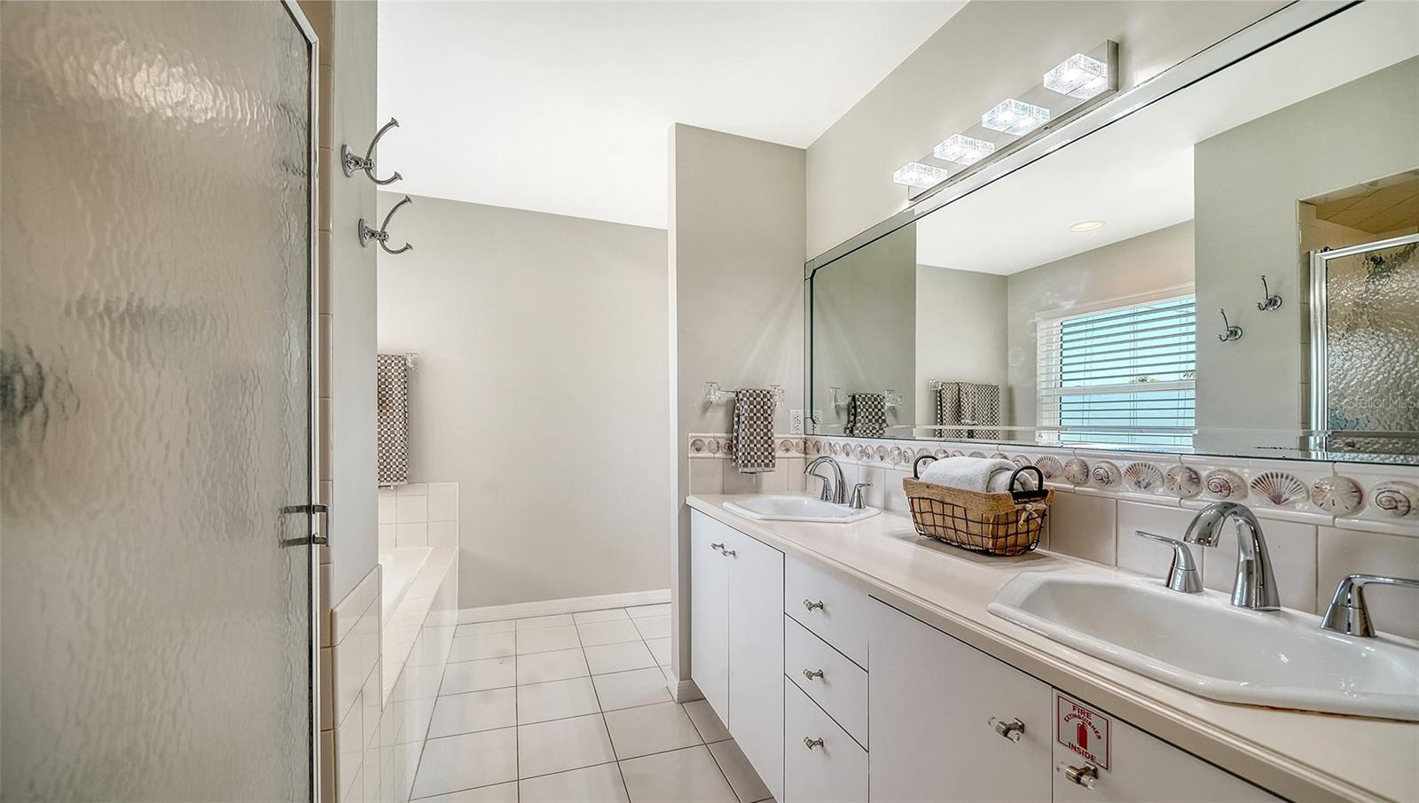 LIDO BEACH DIV B RESUB - Residential